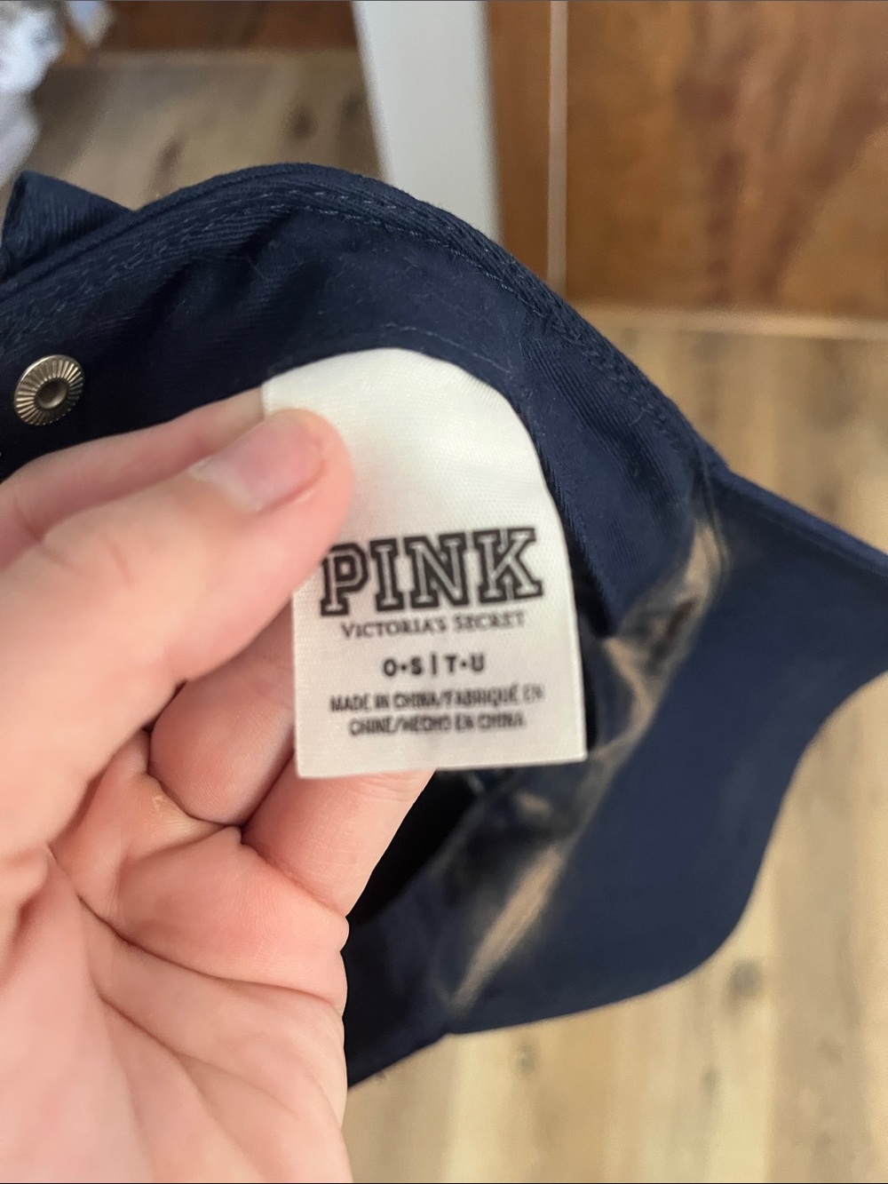 PINK Victoria's Secret Navy Blue Cap with Appliqué Logo - Picture 4 of 4